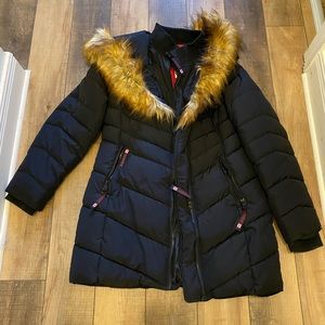 Canada Weather Gear Parka Women’s
